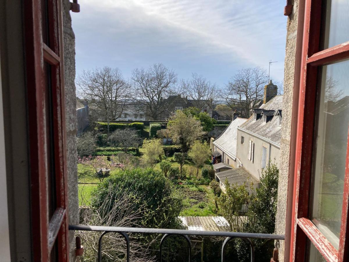 Charmant Appartement 4 Pers Au Centre Des Remparts Guerande Exterior photo