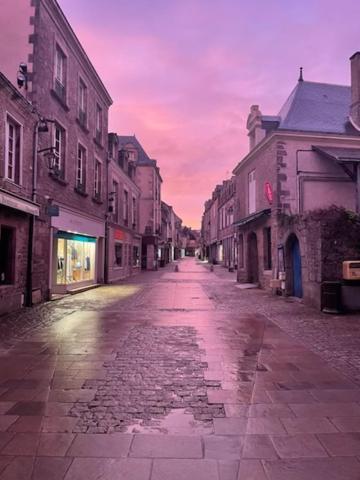 Charmant Appartement 4 Pers Au Centre Des Remparts Guerande Exterior photo