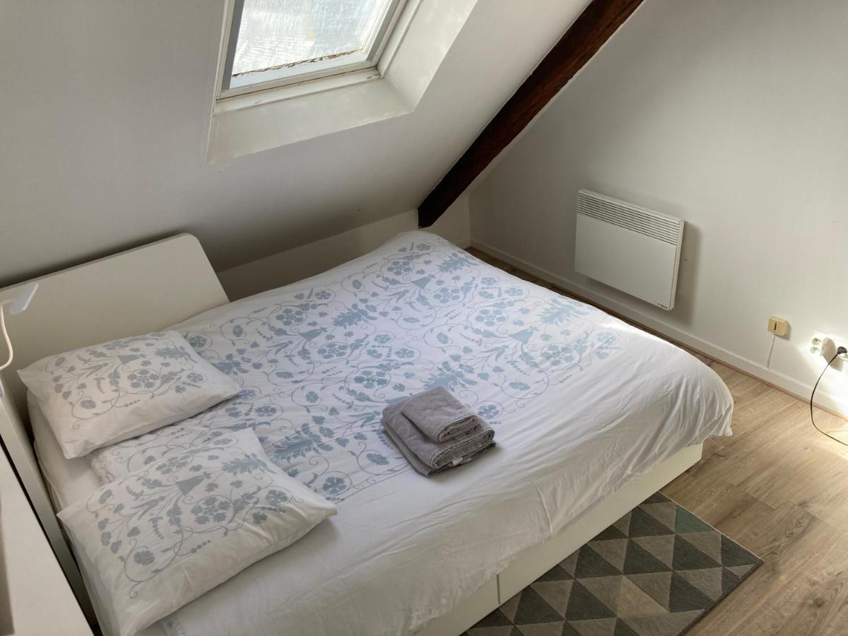 Charmant Appartement 4 Pers Au Centre Des Remparts Guerande Exterior photo